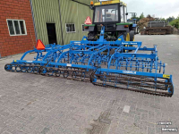 Combination de préparation du lit de semence Lemken Korund 4,5 mtr in klantoverdracht