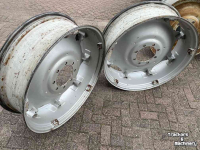 Roues, Pneus, Jantes, Barillets Jumelage Case-IH set velgen 12w x 38 verstelbaar, ZF 8 gaats