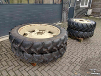 Roues, Pneus, Jantes, Barillets Jumelage Zetor Cultuurwielen 12.4 R28  12.4 R 46   (320/95 R28 320/95 R46)  ZF Steek