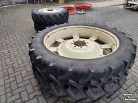 Roues, Pneus, Jantes, Barillets Jumelage Zetor Cultuurwielen 12.4 R28  12.4 R 46   (320/95 R28 320/95 R46)  ZF Steek