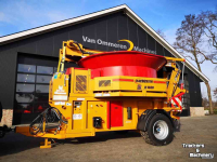 Distributeur de paille pour des logettes Haybuster H1030 strohakselaar