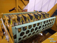 Distributeur de paille pour des logettes Haybuster H1030 strohakselaar