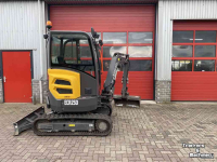 Mini pelleteuse Volvo ECR25D