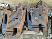 Poids frontaux Valtra gewichten 50kg 12 stuks