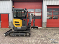 Mini pelleteuse Volvo ECR25D