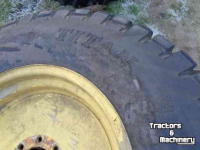 Roues, Pneus, Jantes, Barillets Jumelage Titan 18,4-26 GAZONBAND