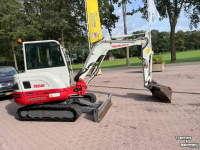 Mini pelleteuse Takeuchi TB240