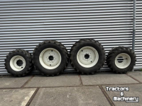 Roues, Pneus, Jantes, Barillets Jumelage Michelin Set Michelin Banden 540/65R34 & 440/65R24 Vaste Velgen