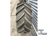 Roues, Pneus, Jantes, Barillets Jumelage Michelin Set Michelin Banden 540/65R34 & 440/65R24 Vaste Velgen