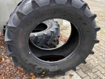 Roues, Pneus, Jantes, Barillets Jumelage  540/65R30 maxxam