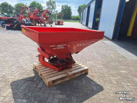 Distributeur d‘engrais Kuhn C-ZSA 800