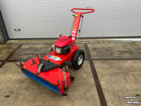 Balayeuses et balayeuses aspirantes M-Sweep D850 HB veegmachine