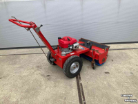 Balayeuses et balayeuses aspirantes M-Sweep D850 HB veegmachine