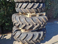 Roues, Pneus, Jantes, Barillets Jumelage Firestone 460/85R38 & 380/85R28