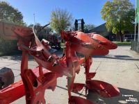Charrues Kuhn Varimaster L OL Onland 4 schaar