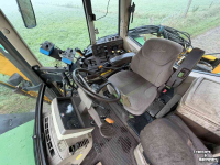 Tracteur John Deere 6910 met Herder Grenadier MBK 120 S