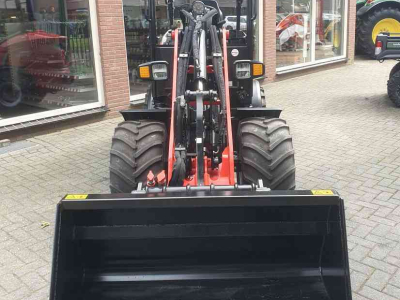 Chargeuse sur pneus Manitou MLA 3-25 H