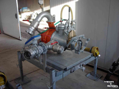 Distributeur à tuyau flexible trainé De With Mestpompsets
