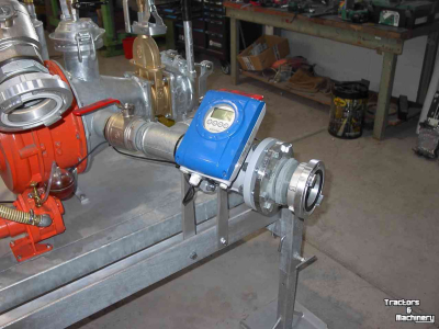 Distributeur à tuyau flexible trainé De With Mestpompsets