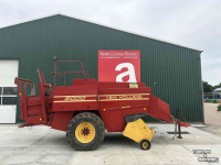Presses  New Holland pakkenpers D2000