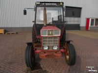 Tracteur International 644