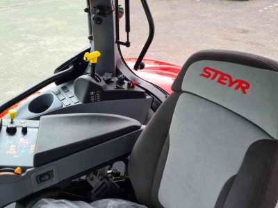 Tracteurs Steyr Profi 6145CVT