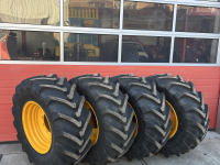 Roues, Pneus, Jantes, Barillets Jumelage Michelin MICHELIN 460/70R24 MICHELIN XMCL op velg