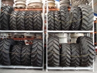 Roues, Pneus, Jantes, Barillets Jumelage Valtra Valmet Diverse 1e montage wielen en banden