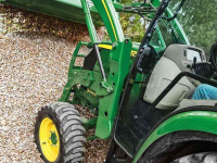 Chargeur frontal John Deere 320R Frontlader