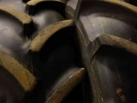 Roues, Pneus, Jantes, Barillets Jumelage Mitas 320/70X24 90% AC 70