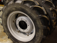 Roues, Pneus, Jantes, Barillets Jumelage Mitas MITAS 320/70R24 MITAS WIEL