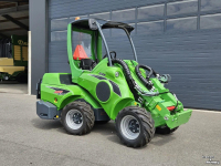 Chargeuse sur pneus Avant 528 Rental mini-shovel