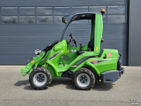 Chargeuse sur pneus Avant 528 Rental mini-shovel