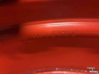 Roues, Pneus, Jantes, Barillets Jumelage Trelleborg 480/70R28 op Fendt voorvelgen 15x28 10-gaats