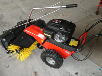 Balayeur Meclean Frontsweep Pro 82 zelfrijdend