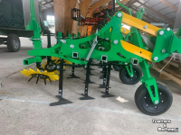 Cultivateur  Maintech Schoffelbalk met compleet paralellogram en toebehoren vingerweeder - weeder - greencam - korstenbreker -