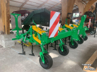 Cultivateur  Maintech Schoffelbalk met compleet paralellogram en toebehoren vingerweeder - weeder - greencam - korstenbreker -