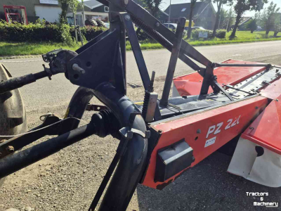 Faucheuse Kuhn PZ 220