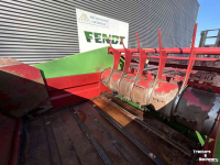 Distributeur de fourrage en bloc Strautmann BVW