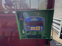 Distributeur de fourrage en bloc Strautmann BVW