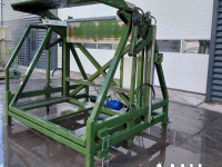 Basculeur de caisses Schouten KK-180-2  Kisten kantelaar,  box tipper, Kistenkipper