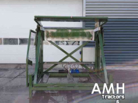 Basculeur de caisses Schouten KK-180-2  Kisten kantelaar,  box tipper, Kistenkipper