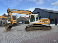 Pelleteuse Liebherr R904 HDSL Litronic. Hydr-Snelwissel met Bak.