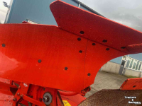 Charrues Kuhn varimaster 152