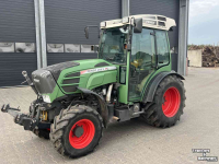 Tracteur Fendt 208 v