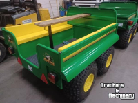 Tracteur pour vignes et vergers John Deere gator 6x4