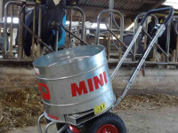 Épandeur de sciure pour des logettes AG Mini (Kalk)