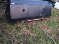 Godet de chargeur frontal ATMP Voorladerbak  / grondbak 1.8 mtr