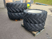 Roues, Pneus, Jantes, Barillets Jumelage New Holland Wielen  680/75 R32 en 480/65 R28