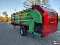 Remorque distributrice Strautmann FVW 120
